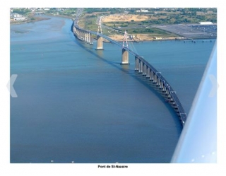  Brücke St. Nazaire vom Himmel aus gesehen